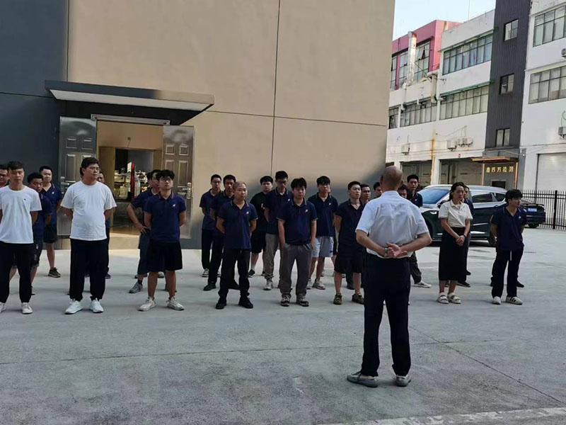万搏在线（中国）唯一官方网站集团公司早会